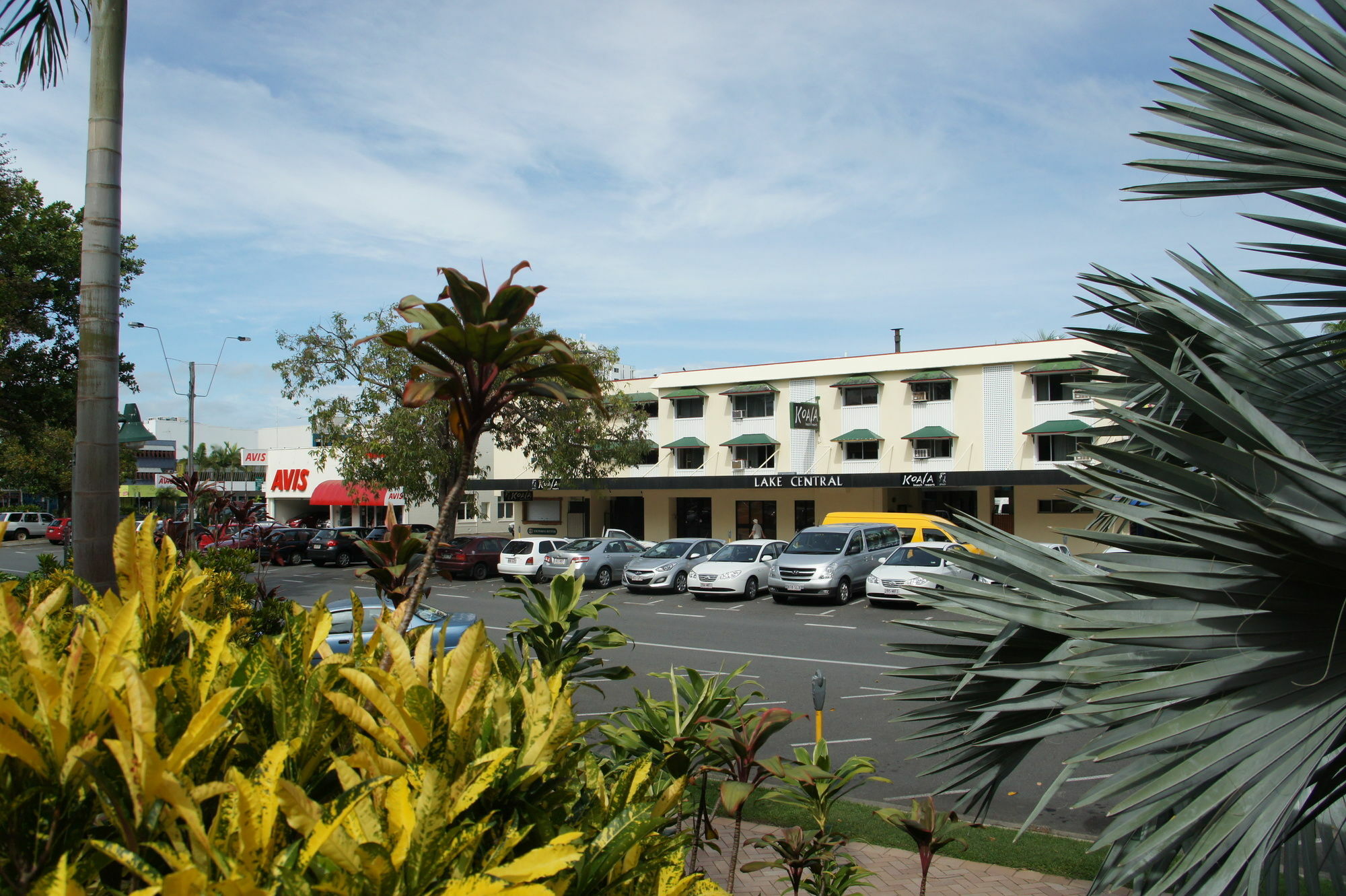 Lake Central Cairns Exterior photo